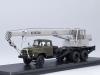 ZIL 133GYA, dunkeloliv mit KS 3575 A